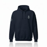 pack shot Sweat à capuche homme bleu marine Croix Camarguaise blanche Eskise